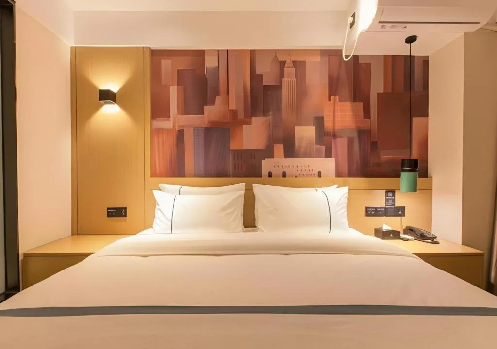 Bed in City Comfort Inn Wuhan International Expo Center Yongwang