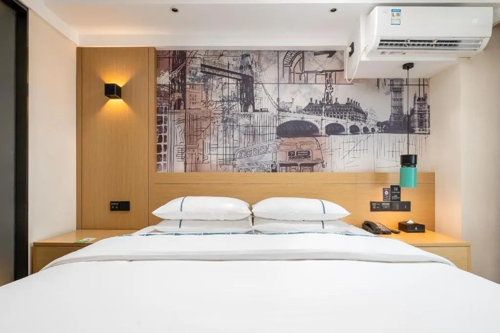 Bed in City Comfort Inn Wuhan International Expo Center Yongwang