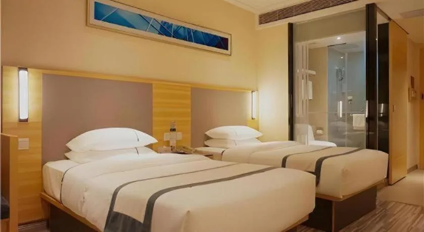 Bed in City Comfort Inn Zhanjiang South Zhenchuan Avenue