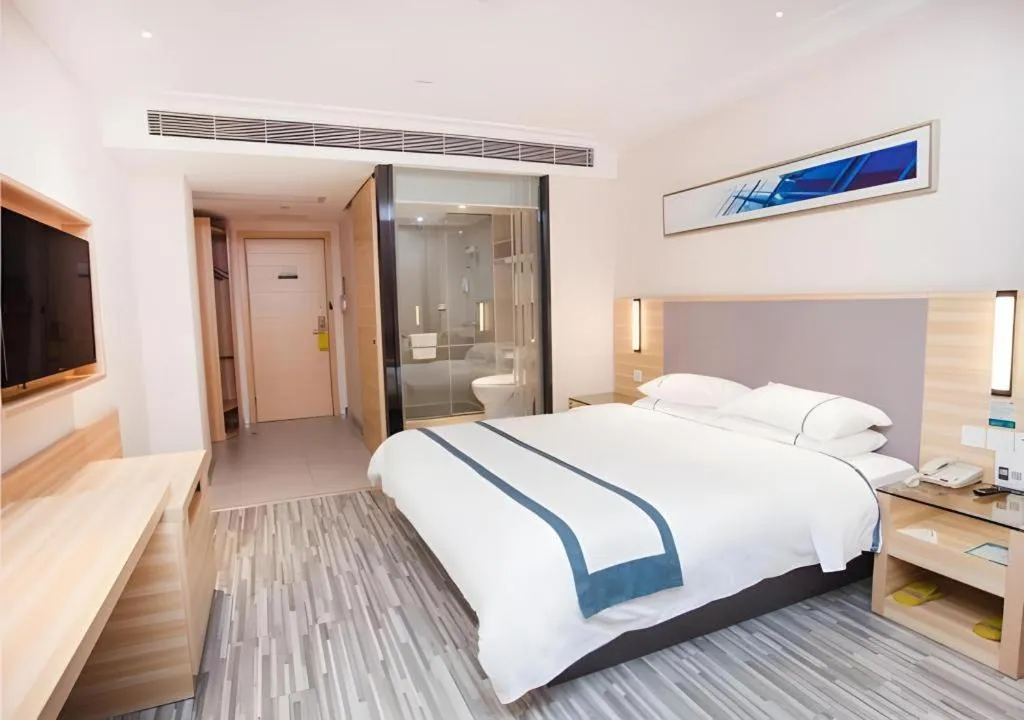Bed in City Comfort Inn Zhanjiang South Zhenchuan Avenue