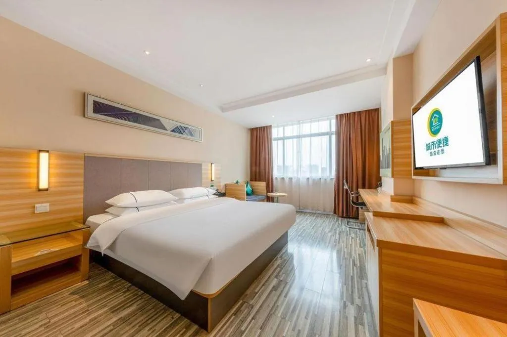 Bed in City Comfort Inn Zhanjiang South Zhenchuan Avenue