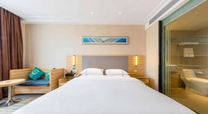 Bed in City Comfort Inn Zhanjiang South Zhenchuan Avenue