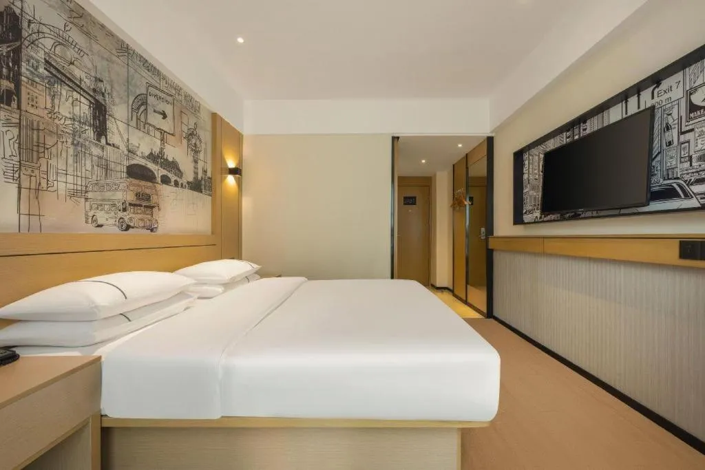 Bed in City Comfort Inn Nanning Xiangsi Lake Gaoxin Avenue