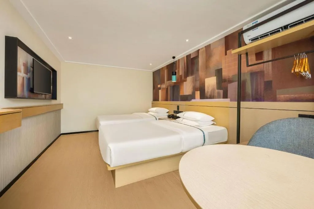 Bed in City Comfort Inn Nanning Xiangsi Lake Gaoxin Avenue