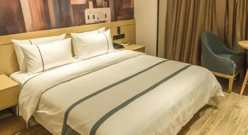 Bed in City Comfort Inn Nanning Xiangsi Lake Gaoxin Avenue