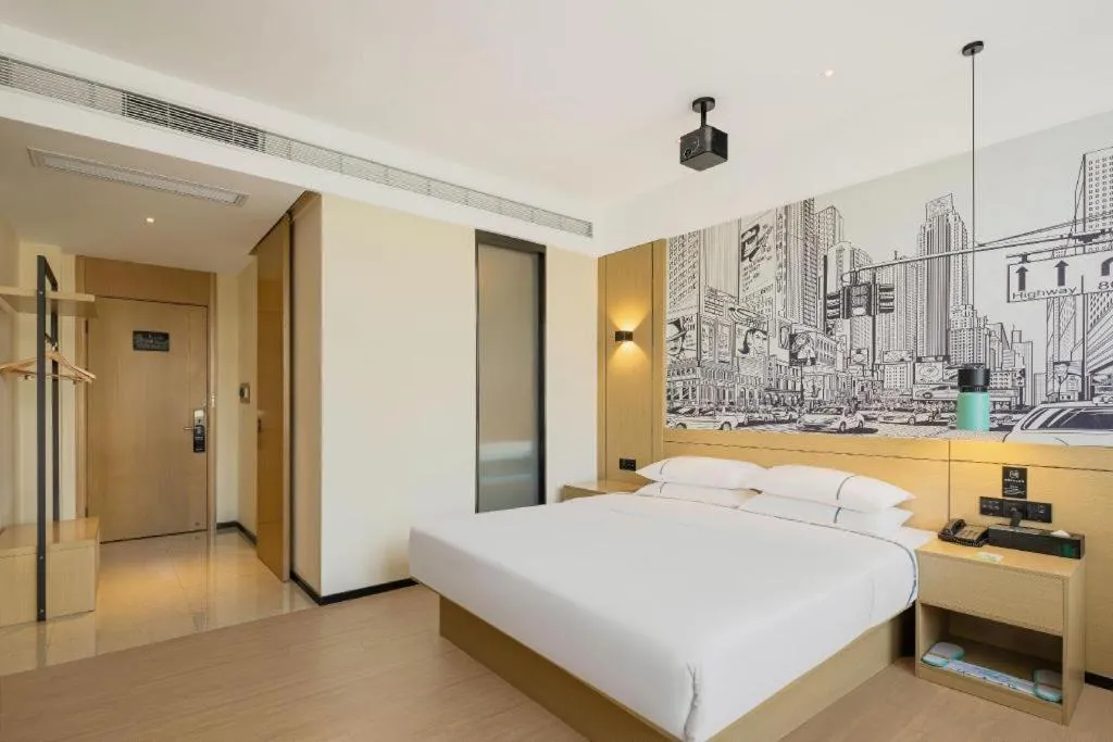 Bed in City Comfort Inn Maoming Xinyi Donghuicheng