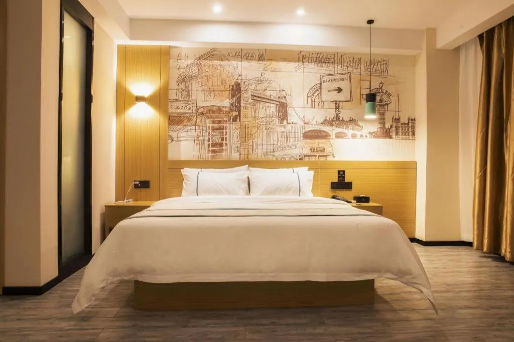 Bed in City Comfort Inn Maoming Xinyi Donghuicheng