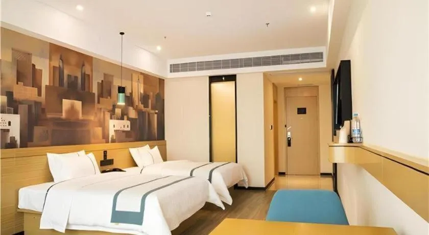 Bed in City Comfort Inn Maoming Xinyi Donghuicheng
