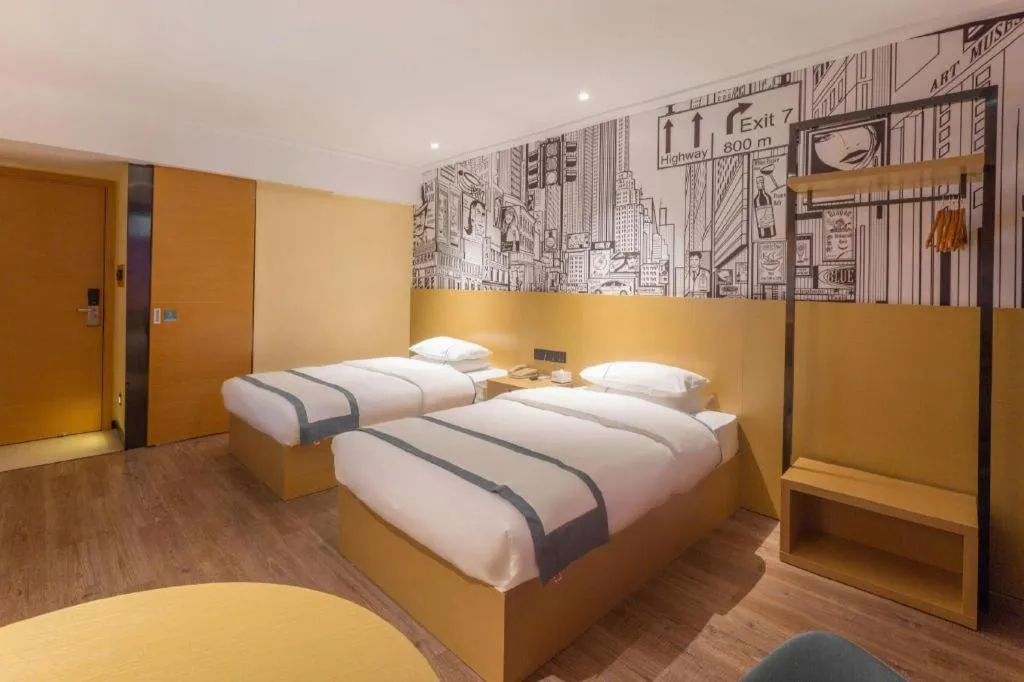 Bed in City Comfort Inn Nanning Jianzheng Road Food Street