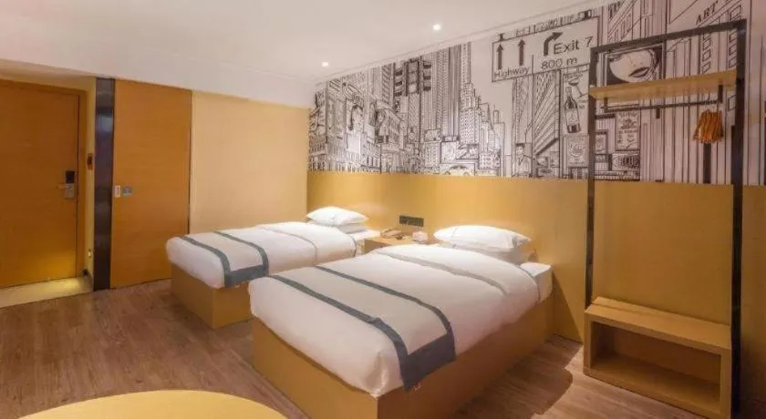 Bed in City Comfort Inn Nanning Jianzheng Road Food Street