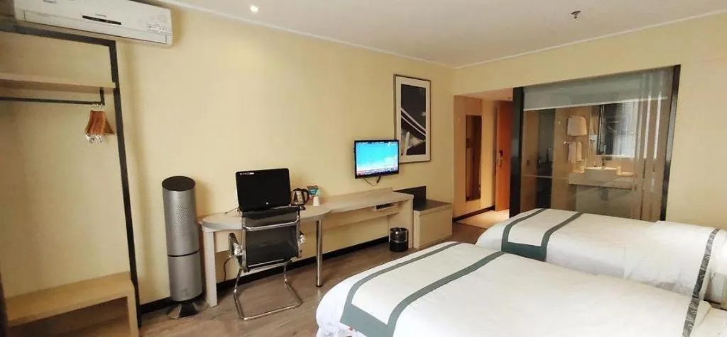 Bed in City Comfort Inn Nanning Jianzheng Road Food Street