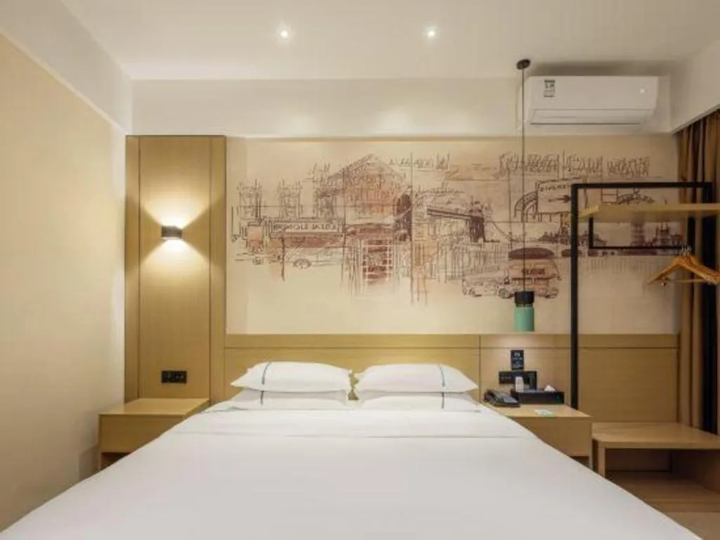 Bed in City Comfort Inn Nanning Jianzheng Road Food Street