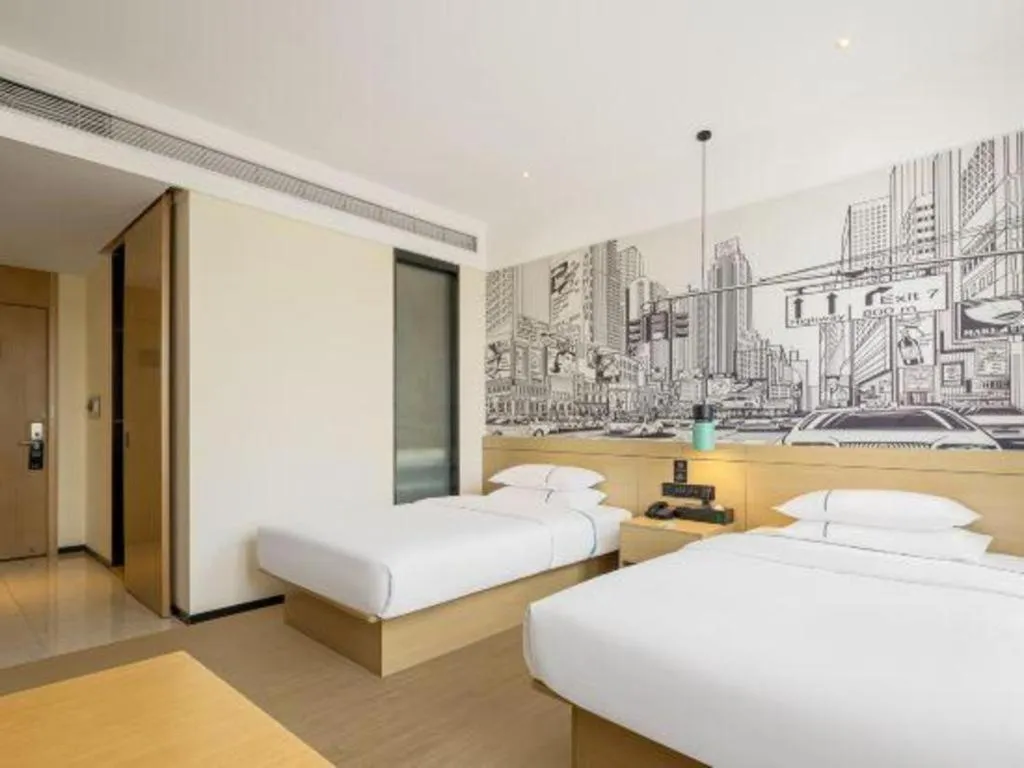 Bed in City Comfort Inn Nanning Jianzheng Road Food Street