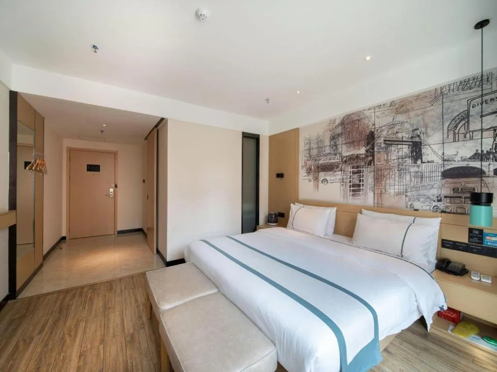 Bed in City Comfort Inn Zhongshan Banfu