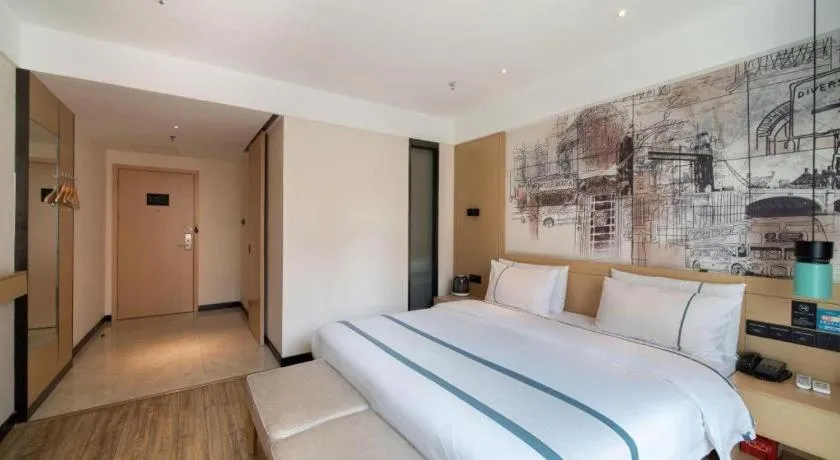 Bed in City Comfort Inn Zhongshan Banfu