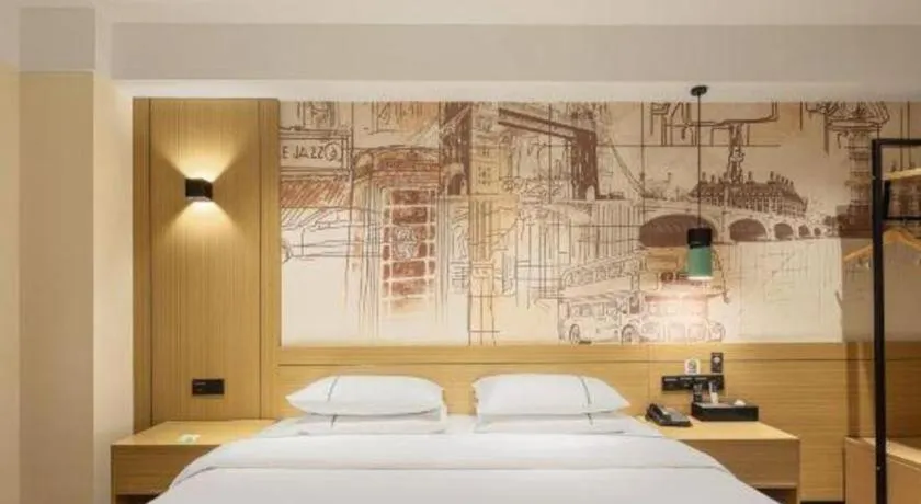 Bed in City Comfort Inn Zhongshan Banfu