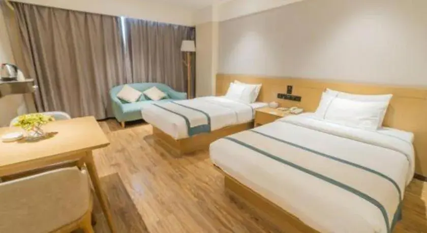 Bed in City Comfort Inn Wuzhou Teng County Bus Station Bed in City Comfort Inn Wuzhou Teng County Bus Station