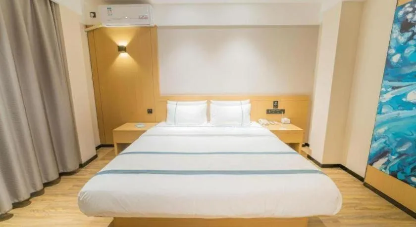 Bed in City Comfort Inn Wuzhou Teng County Bus Station