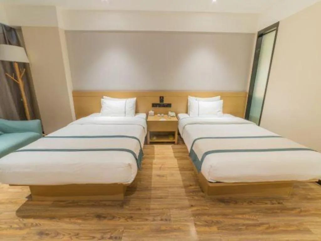 Bed in City Comfort Inn Wuzhou Teng County Bus Station