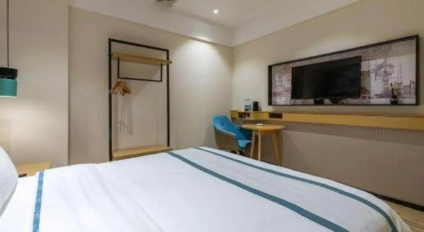 Bed in City Comfort Inn Dongguan Gaobu Avenue