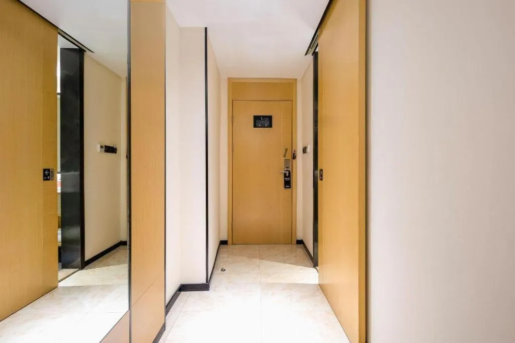 Bed in City Comfort Inn Dongfang Donghai Road Gymnasium Municipal Government