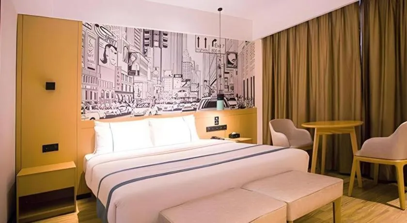 Bed in City Comfort Inn Dongfang Donghai Road Gymnasium Municipal Government
