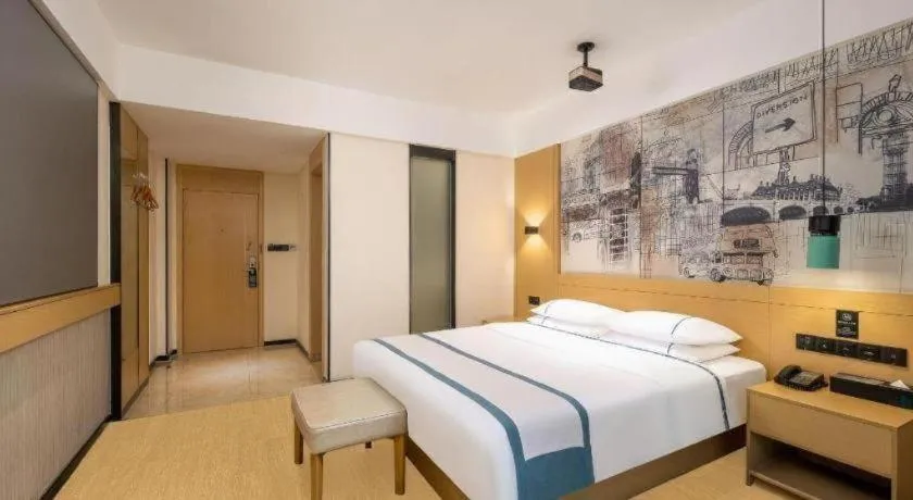 Bed in City Comfort Inn Dongfang Donghai Road Gymnasium Municipal Government