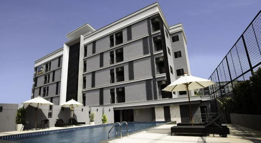 B2 Amata Nakorn Premier Hotel