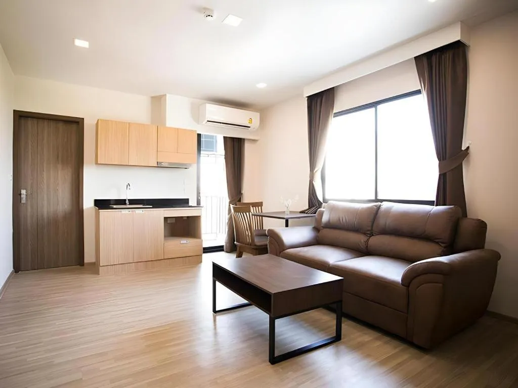 B2 Amata Nakorn Premier Hotel