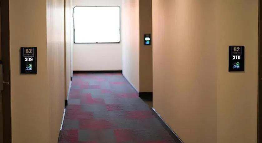 B2 Amata Nakorn Premier Hotel