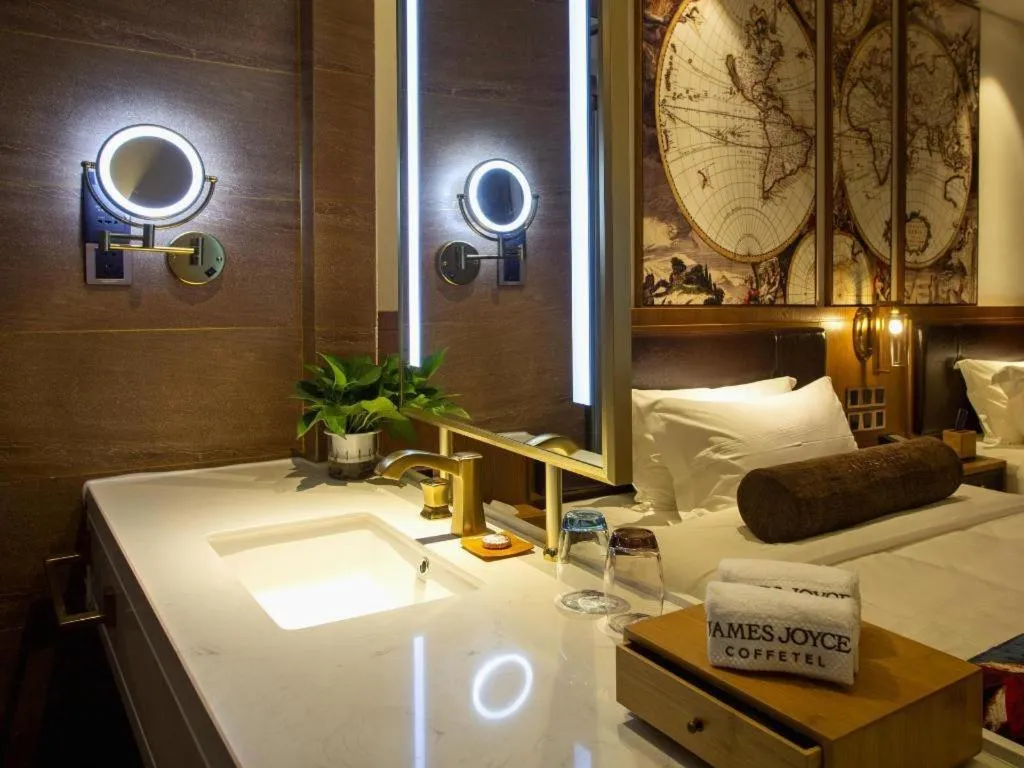 Bed in James Joyce Coffetel· Wuhan Wangjiawan Taojialing Metro Station