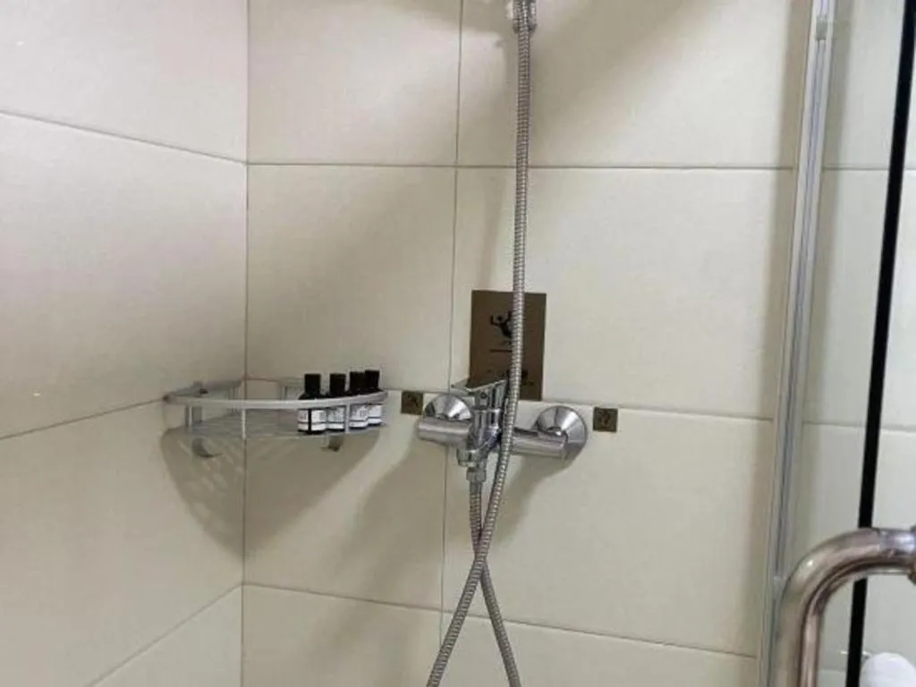 James Joyce Coffetel· Ji'Nan Changqing District Government Jingshi Xi Road