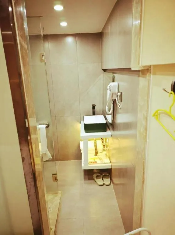 IU Hotels· Xincheng Haibing University Store