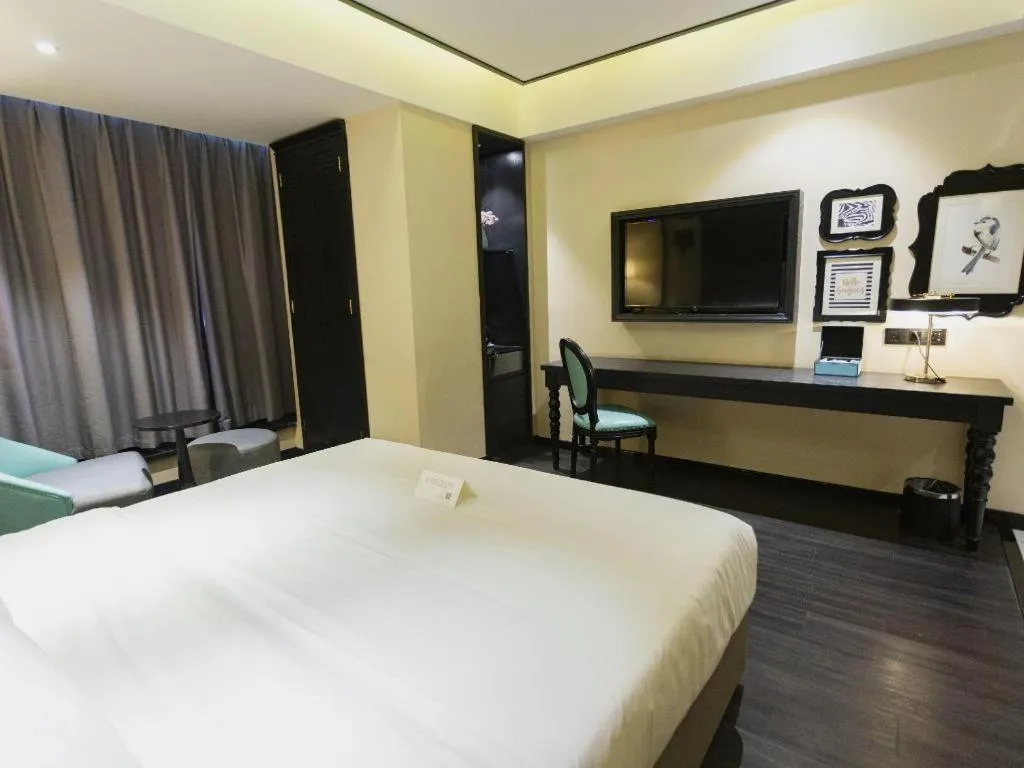 Bed in Xana Hotelle· Wulumuqi High Speed Railway Station Baonengcheng