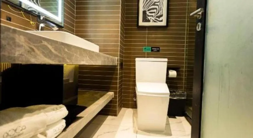 Xana Hotelle· Wulumuqi High Speed Railway Station Baonengcheng