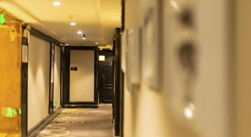 Xana Hotelle· Wulumuqi High Speed Railway Station Baonengcheng