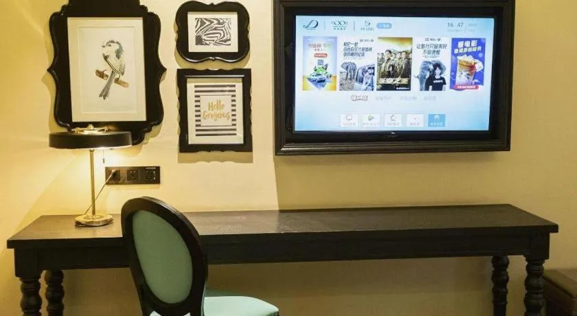 Xana Hotelle· Wulumuqi High Speed Railway Station Baonengcheng