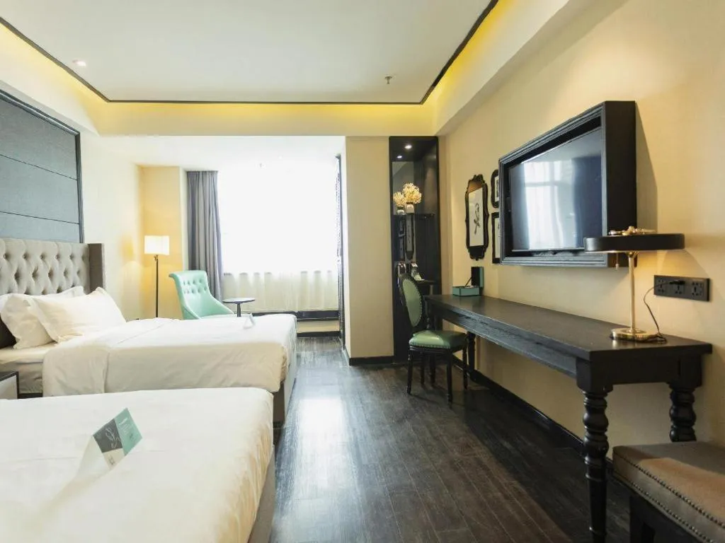 Bed in Xana Hotelle· Wulumuqi High Speed Railway Station Baonengcheng