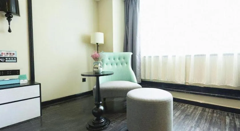 Xana Hotelle· Wulumuqi High Speed Railway Station Baonengcheng