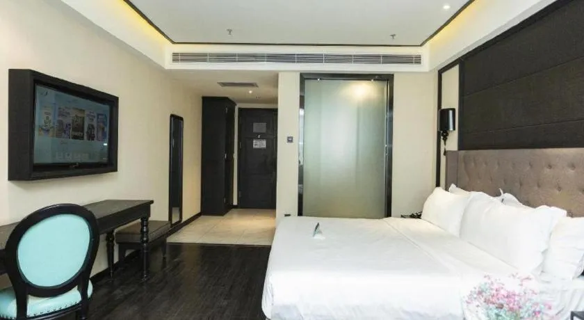 Bed in Xana Hotelle· Wulumuqi High Speed Railway Station Baonengcheng