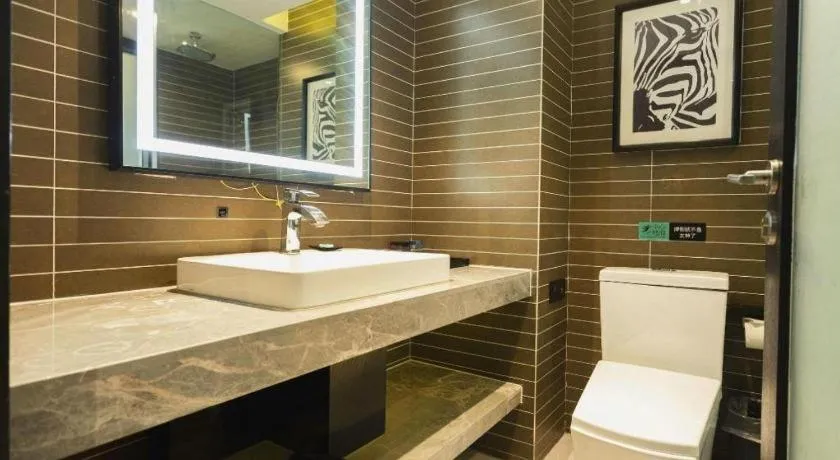 Xana Hotelle· Wulumuqi High Speed Railway Station Baonengcheng