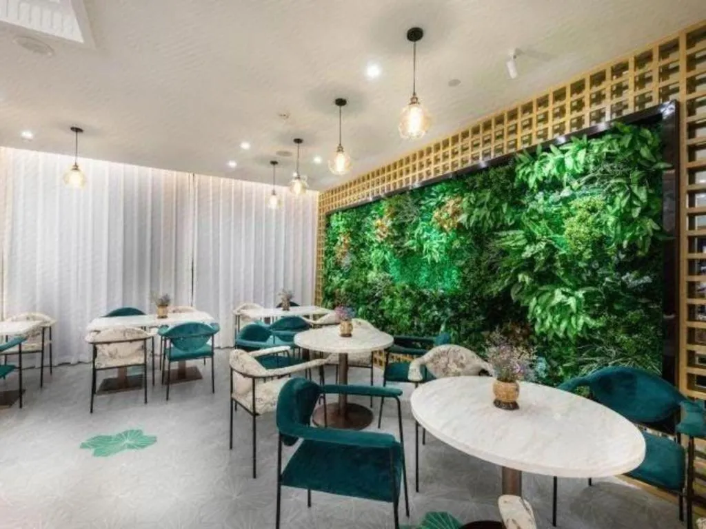 Jinjiang Metropolo Haikou East High Speed Railway Station Normal University