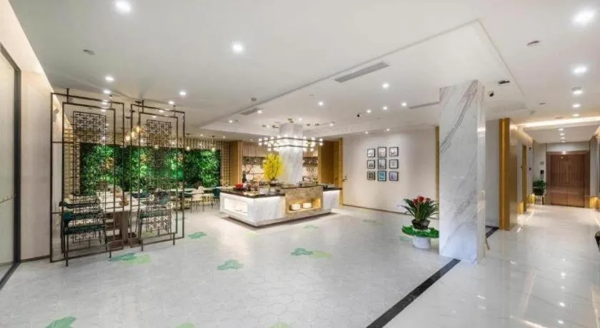 Jinjiang Metropolo Haikou East High Speed Railway Station Normal University