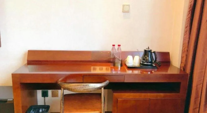 James Joyce Coffetel· Tianjin Olympic Center Lingbin Road Metro Station