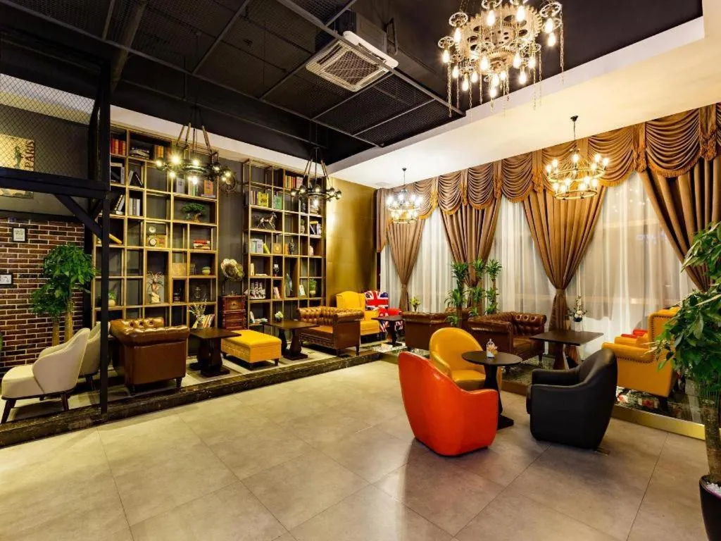 James Joyce Coffetel· Chengdu Shuangliu Airport Haibing City Wanda