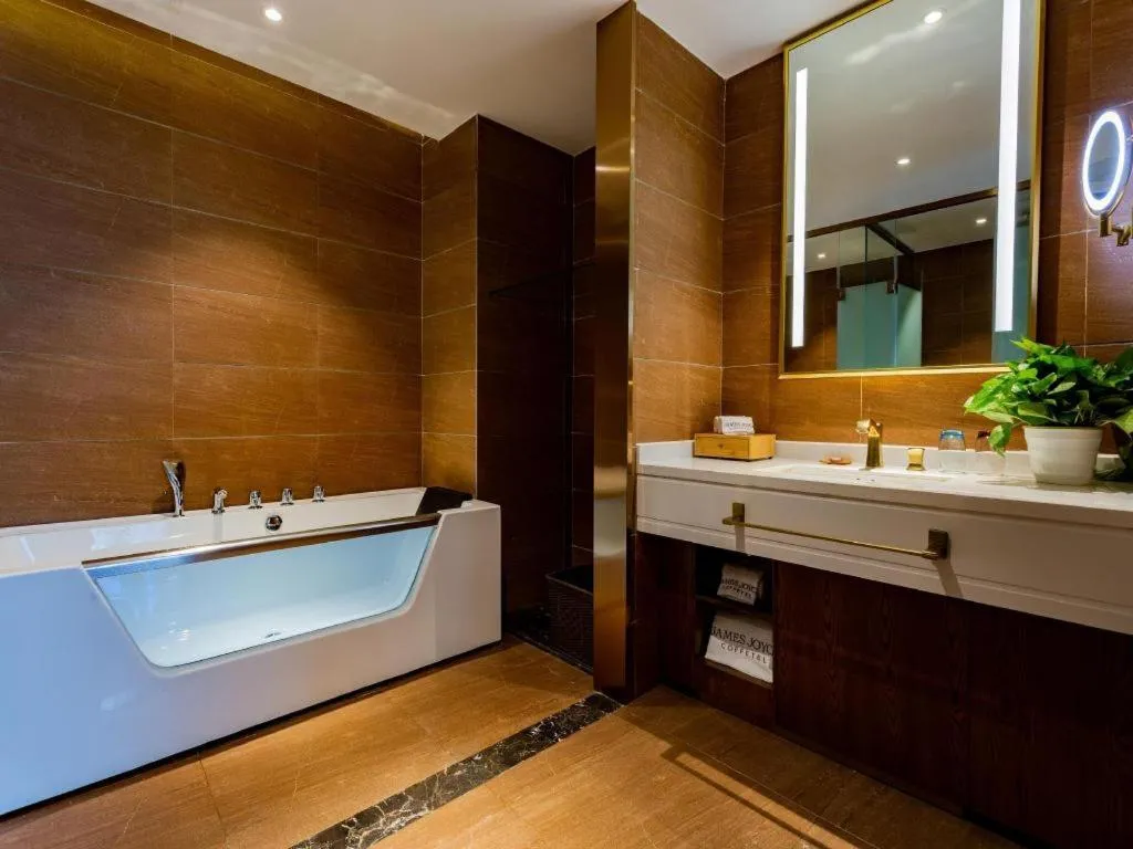 James Joyce Coffetel· Chengdu Shuangliu Airport Haibing City Wanda