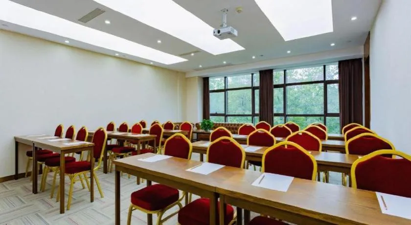 James Joyce Coffetel· Chengdu Shuangliu Airport Haibing City Wanda