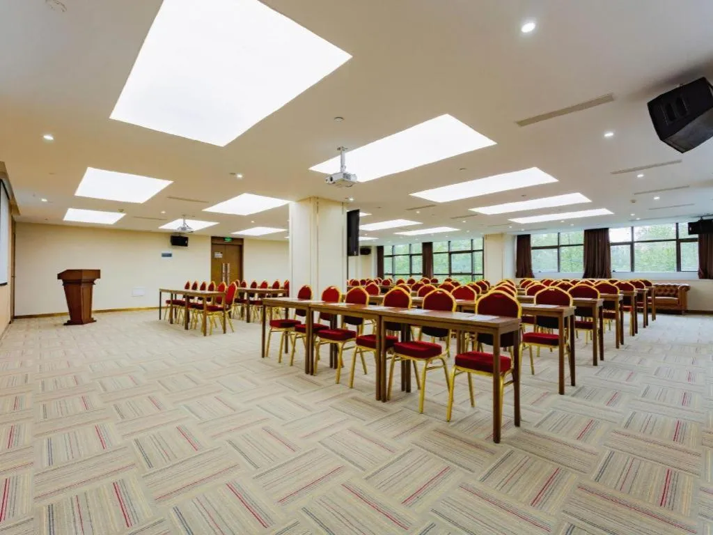 James Joyce Coffetel· Chengdu Shuangliu Airport Haibing City Wanda