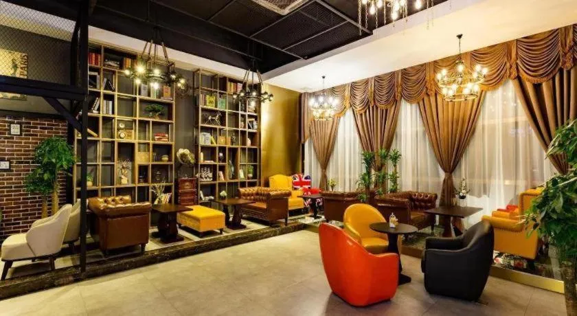 James Joyce Coffetel· Chengdu Shuangliu Airport Haibing City Wanda