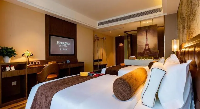 Bed in James Joyce Coffetel· Chengdu Shuangliu Airport Haibing City Wanda